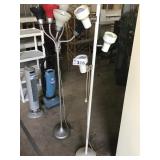2 FLOOR LAMPS 2 FLOOR LAMPS