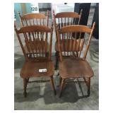 4 WOODEN KITCHEN CHAIRS 4 WOODEN KITCHEN CHAIRS