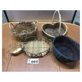BASKETS BASKETS