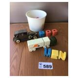 AVON DECANTUR, RADIO, BLOCKS AVON DECANTUR, RADIO, BLOCKS