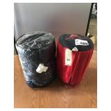 2 SLEEPING BAGS 2 SLEEPING BAGS