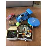 TOYS TOYS
