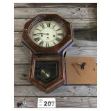 VERICHRON WALL CLOCK W KEY VERICHRON WALL CLOCK W KEY