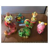 VINTAGE CERAMIC BANKS VINTAGE CERAMIC BANKS