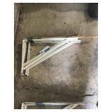 5 SHELF BRACKETS, 20 IN 5 SHELF BRACKETS, 20 IN