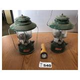 2 COLEMAN LANTERNS, FLASHLIGHT 2 COLEMAN LANTERNS, FLASHLIGHT