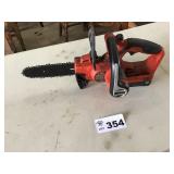 BLACK AND DECKER CORDLESS CHAINSAW w CHARGER