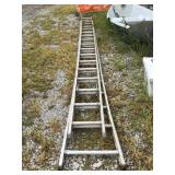36 ft ALUMINUM EXTENSION LADDER