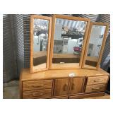 MIRRORED DRESSER