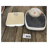 2 BATHROOM SCALES