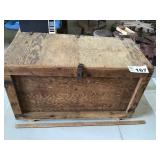 LARGE WOOD BOX