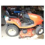 KUBOTA RIDING MOWER DIESEL 54 inch DECK