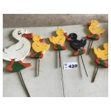 WOODEN YARD STAKES