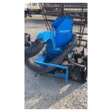 BALE CHOPPER WITH RACKS FOR BALES