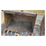 4ï¿½ TOOTH BUCKET