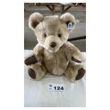 HEARTLINE TEDDY BEAR