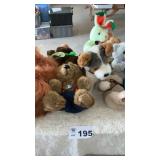 STUFFED BEARS AND ANIMALS