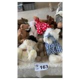 STUFFED BEARS AND ANIMALS