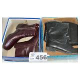 WOMENS BOOTS. SZ 6 2 pr