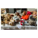 STUFFED BEARS AND ANIMALS