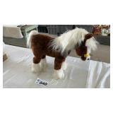 MORAY STUFFED HORSE