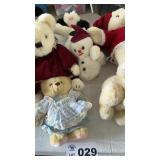 STUFFED BEARS AND ANIMALS