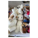 STUFFED BEARS AND ANIMALS