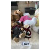 STUFFED BEARS AND ANIMALS