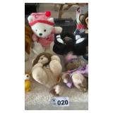LOT OF STUFFED BEARS, ANIMALS