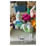 STUFFED BEARS AND ANIMALS
