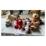 STUFFED BEARS AND ANIMALS