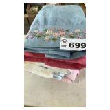 BATH TOWELS