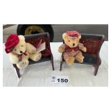 HOMESPUN CLASSIC TEDDIES ON BENCHES