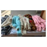 SMALL TO MEDIUM LADIES SWEATERS