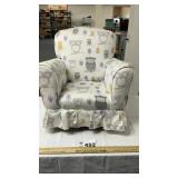 CHILDS ROCKER CHAIR
