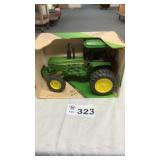 JOHN DEERE MFWD ROW CROP TRACTOR, 1/16 SCALE