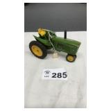JOHN DEERE TRACTORS, 1/16 SCALE