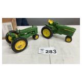 JOHN DEERE TRACTORS, 1/16 SCALE