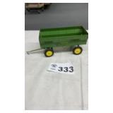JOHN DEERE WAGON, 1/16 SCALE