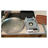 KITCHENWARE, PANS, STRAINERS