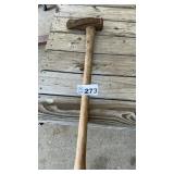 SLEDGE AXE, HANDLE LOOSE