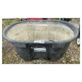 100 GALLON RUBBERMAID TANK WITH HEAT