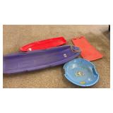 SNOW SLEDS