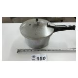 PRESSURE COOKER