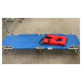 LOUNGE COT, LIFE JACKET