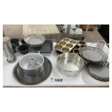 BAKEWARE