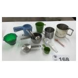 SIFTER, MEASURING CUPS