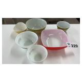 PYREX BOWLS