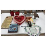 VALENTINE ITEMS, BIRDS IN BASKET