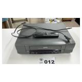 SANYO VHS PLAYER WITH REMOTE